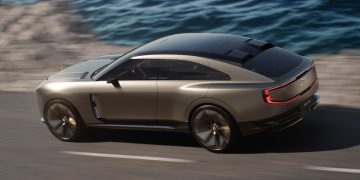 Bentley EXP 15 Concept Unveiled: 3 Seats, 3 Doors, and a Bold EV Future