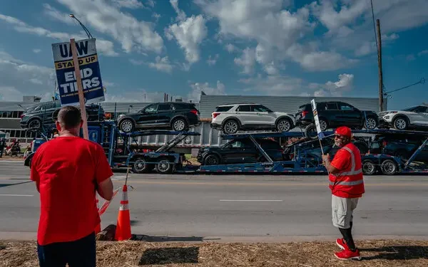 EV market UAW turmoil