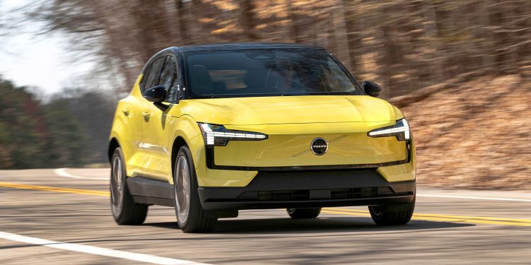 2025 Volvo EX30 Performance Copies Tesla’s Bad Habits