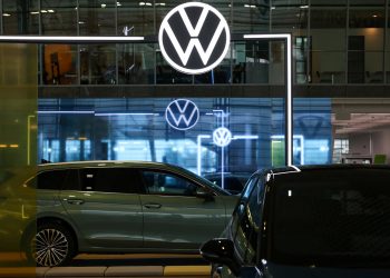 VW tariff pressure