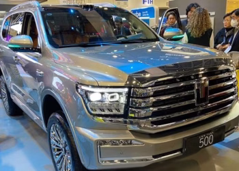 Chinese Automakers Expand in North America, Eyeing U.S. Market