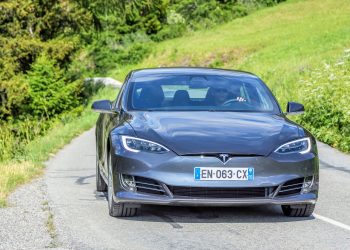 Tesla’s Cybercab and Optimus Output to Start ‘Slow’, Ramp Up Later, Musk Says