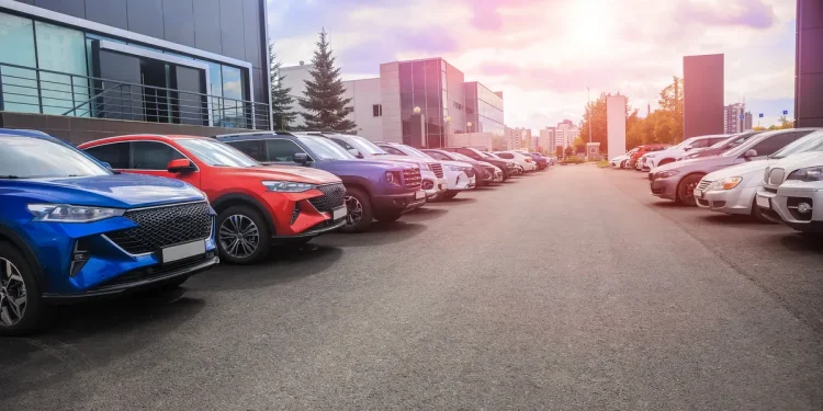 Asbury Automotive Achieves Record Revenues in 2025 Despite DMS Transition and Major Acquisition